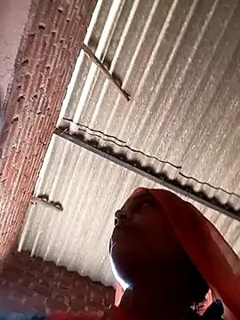 Snapshot of Mona7070 chatting on October 8, 6:44 am Mona7070 online show from October 8, 6:44 am