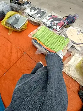 Snapshot of Lili_2love chatting on December 1, 12:59 am Lili 2love online show from December 1, 12:59 am