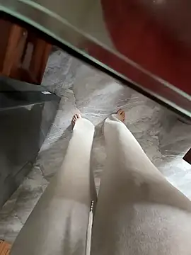 Lili 2love online show from January 19, 3:54 am