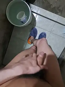 Snapshot of DanielTorres1 chatting on December 22, 4:09 am DanielTorres1 online show from December 22, 4:09 am