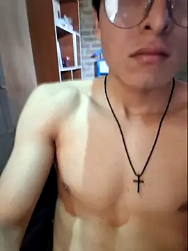 Fenibx 04 online show from October 2, 4:25 pm