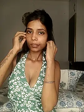 Snapshot of zoya_your chatting on October 8, 3:09 pm zoya your online show from October 8, 3:09 pm