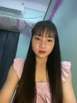banlinh004 online show from April 28, 3:17 pm