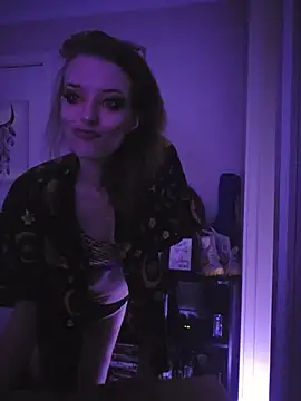 lonely Cosplay chick online show from December 5, 4:14 pm