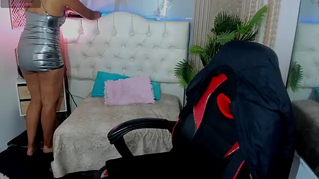 AriaVega online show from April 1, 1:41 pm