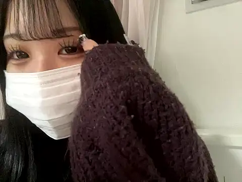 Kiara  0o online show from November 5, 3:45 pm