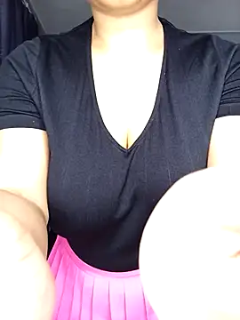 Snapshot of Sultrytits6 chatting on October 27, 7:40 pm Sultrytits6 online show from October 27, 7:40 pm