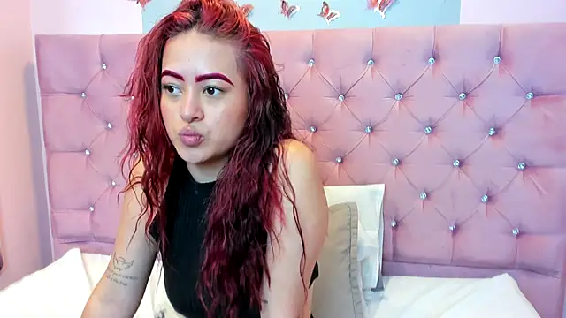 Snapshot of Gisselle_walker chatting on October 8, 7:22 pm Gisselle walker online show from October 8, 7:22 pm