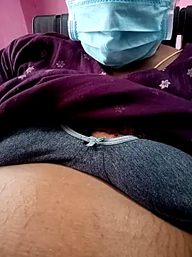 Snapshot of supcpl chatting on October 19, 6:25 am supcpl online show from October 19, 6:25 am