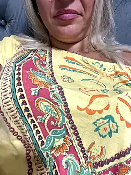 Daiana Andra online show from October 12, 8:52 pm