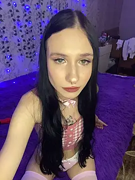 Kisa-Lisa  online show from November 13, 3:55 pm