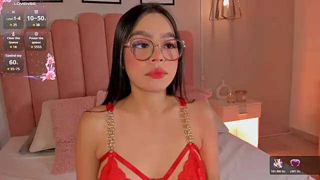 mara swan  online show from December 18, 7:20 pm