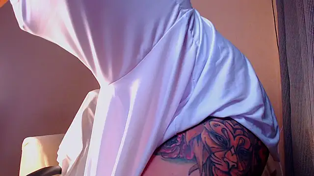 Snapshot of Fairy_elya_hot chatting on October 16, 9:38 pm Fairy elya hot online show from October 16, 9:38 pm