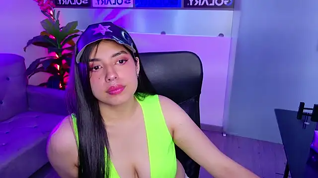 Violetta Swett  online show from October 16, 1:56 pm