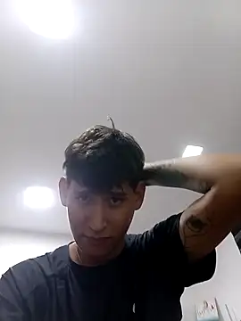 Luisneljc online show from February 25, 4:49 pm