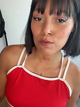 Snapshot of Qadeshoficial chatting on November 5, 8:42 pm Qadeshoficial online show from November 5, 8:42 pm