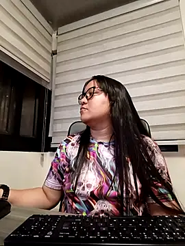 Xander Taylor  online show from October 10, 4:22 am