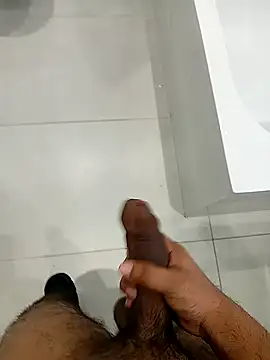 Snapshot of Dickzilla_69 chatting on October 9, 12:19 am Dickzilla 69 online show from October 9, 12:19 am