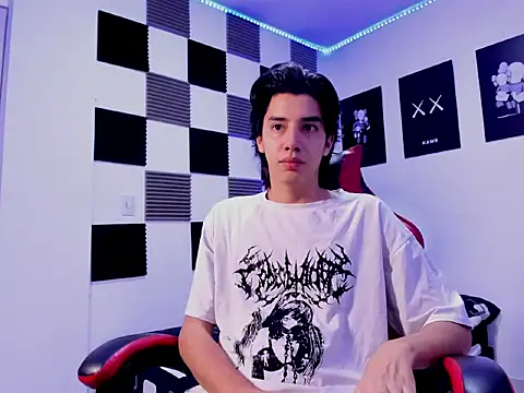 jeycobb online show from December 14, 12:32 pm