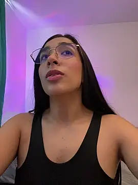 SabrinaEvanss  online show from March 6, 6:37 pm