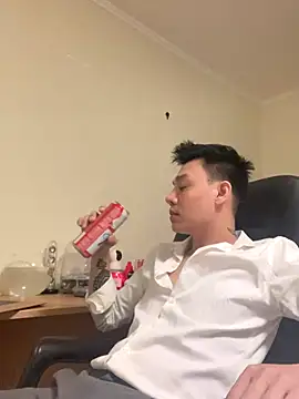 latava online show from October 9, 4:38 pm