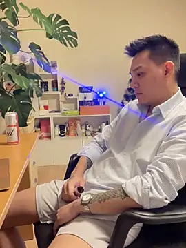 latava online show from November 19, 4:29 pm