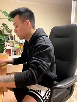 latava online show from November 21, 4:05 pm