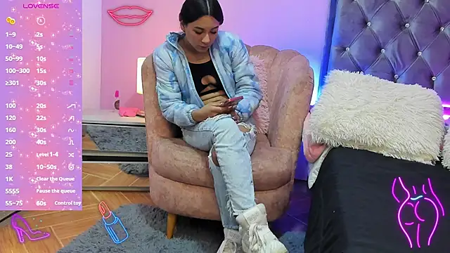 Snapshot of Lalitaswwet chatting on November 21, 12:04 pm Lalitaswwet online show from November 21, 12:04 pm