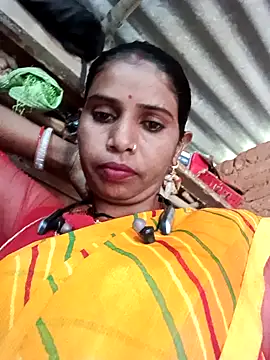 Snapshot of Rto_pooja chatting on October 6, 8:45 am Rto pooja online show from October 6, 8:45 am