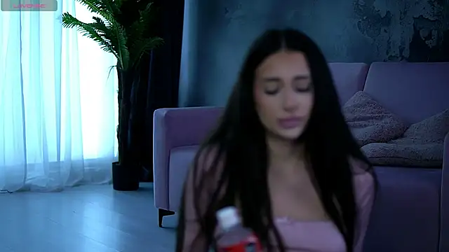 AlishaSkye online show from January 18, 4:16 am