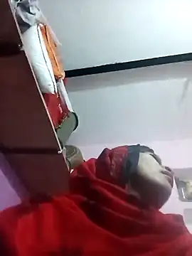 Snapshot of Priyanka_hot54 chatting on December 15, 4:50 am Priyanka hot54 online show from December 15, 4:50 am