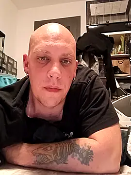 Snapshot of Kobradera1984 chatting on November 20, 11:04 pm Kobradera1984 online show from November 20, 11:04 pm