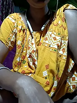 Snapshot of Hotty-romi3 chatting on October 9, 4:38 pm Hotty-romi3 online show from October 9, 4:38 pm