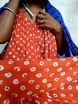 Snapshot of Hotty-romi3 chatting on October 16, 1:17 am Hotty-romi3 online show from October 16, 1:17 am