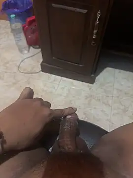 latexidn online show from October 11, 5:22 pm