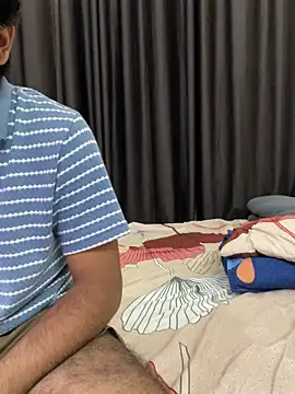 Snapshot of vickyandtania chatting on December 1, 1:49 pm vickyandtania online show from December 1, 1:49 pm