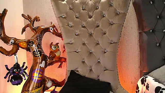 MateoMitchell online show from October 28, 4:38 am