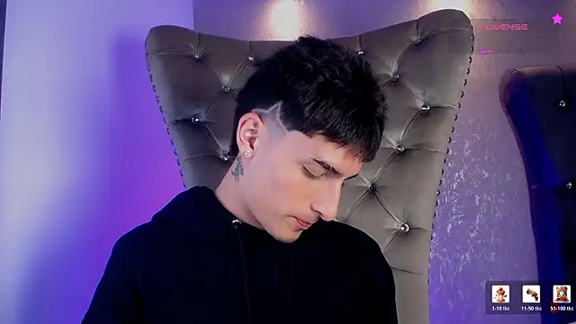 MateoMitchell online show from February 24, 4:43 am