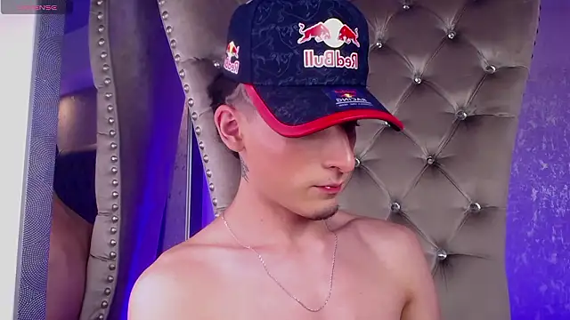 MateoMitchell online show from March 25, 4:57 pm