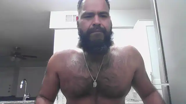 BigJohnBear39 online show from October 5, 5:17 am