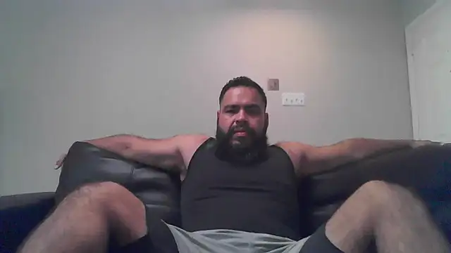 BigJohnBear39 online show from October 9, 5:49 am