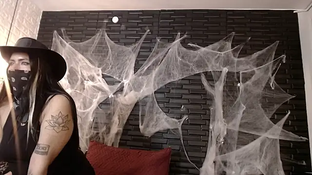 Snapshot of JardinEspanol chatting on October 29, 2:30 pm JardinEspanol online show from October 29, 2:30 pm