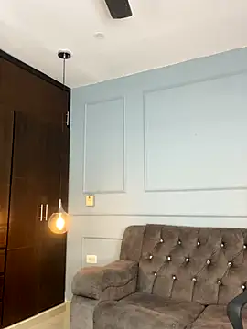 Rose monroee online show from December 1, 7:41 pm