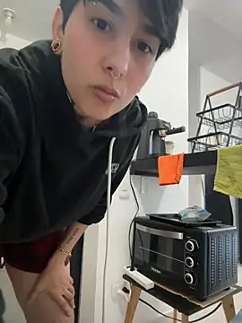 Snapshot of DaisyEmily chatting on November 20, 10:09 pm DaisyEmily online show from November 20, 10:09 pm