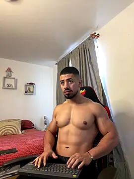 Ezzio Scolaro online show from December 3, 12:36 pm