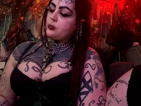 Snapshot of nyxvelon chatting on December 2, 9:21 pm nyxvelon online show from December 2, 9:21 pm