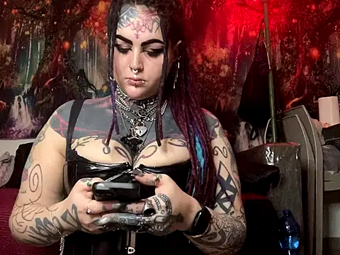 Snapshot of nyxvelon chatting on December 16, 12:04 am nyxvelon online show from December 16, 12:04 am