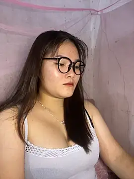 Beautiful-light22 online show from December 4, 1:42 pm