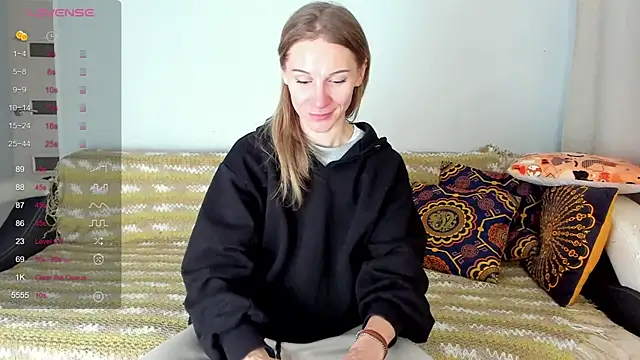 Amalia Mio online show from November 29, 8:06 am