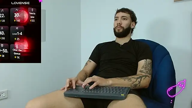 angel kyrozz online show from November 24, 7:13 pm